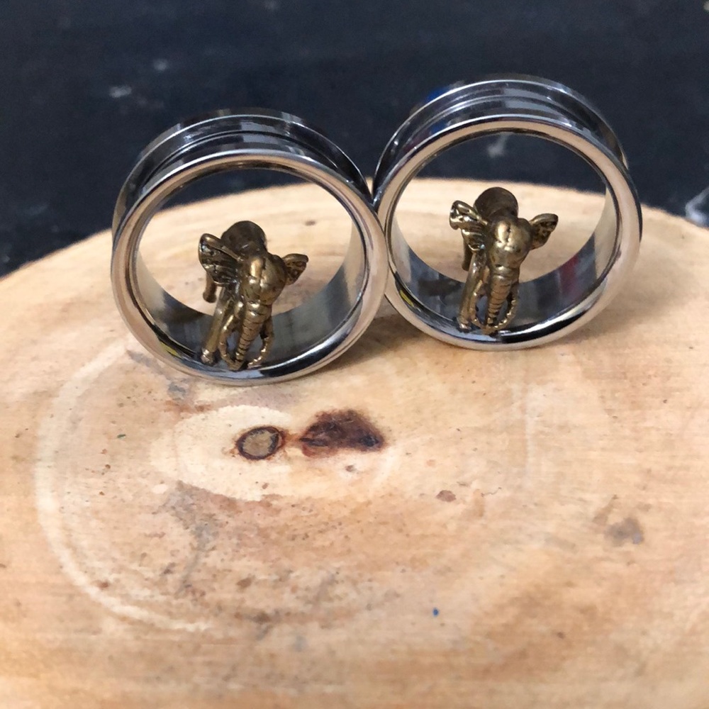 Elephant tunnels body jewelry